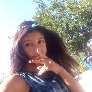 Meet your Posher, Kayla